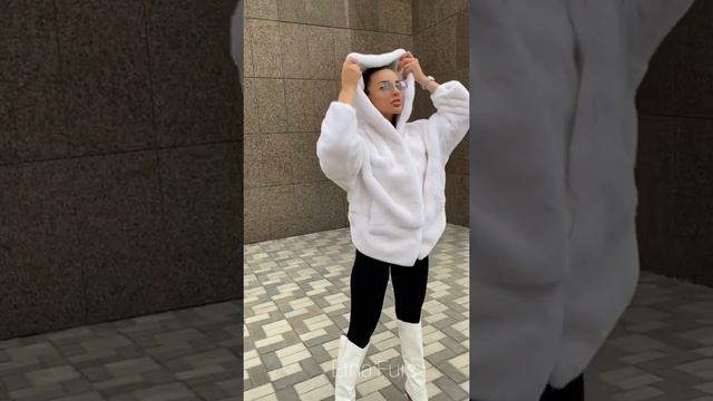 Шубы, норка, соболь, рысь, купить по фабричной цене. Шоурум меховых изделий EtnaFurs. Киев, Днепр смотреть онлайн