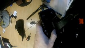 Как установить блютуз гарнитуру BT 12 в мотошлем?