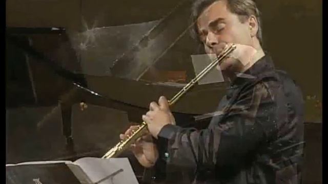 Andrea Griminelli in Hanoi Vietnam May 2008 full Recital смотреть онлайн