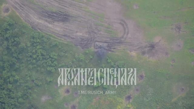 Дрон-камикадзе «Ланцет» уничтожает модный немецкий танк «Леопард».