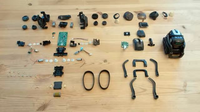 Умный робот Anki Vector смотреть онлайн