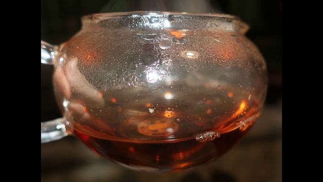 Шай Хун - органический красный чай солнечной сушки со старых чайных деревьев