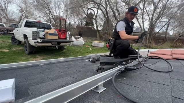 Hoymiles Solar Microinverter Unboxing And Installation (Part 1) смотреть онлайн