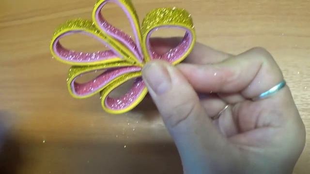 Снежинка из фоамирана  на новый год.