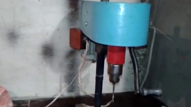 Самодельный сверлильный станок. Сверлильный станок своими руками смотреть онлайн