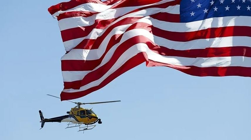 Вертолет с синоптиком на борту рухнул во время репортажа о погоде в США