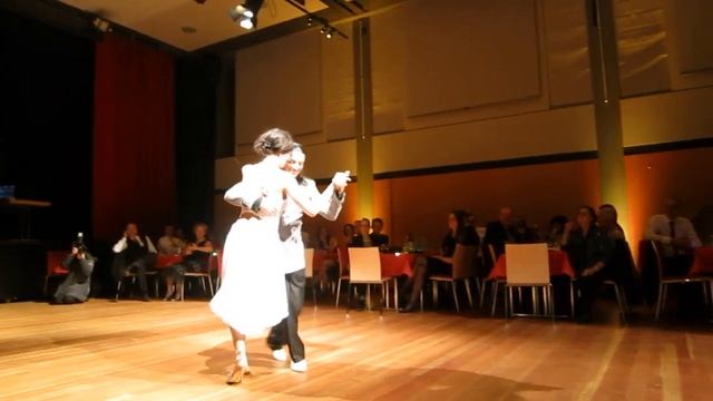 TANGO ARGENTINO SHOW -"MORENA" MILONGA - FABIAN y MICHAELA - TANGO IN MÜNCHEN смотреть онлайн