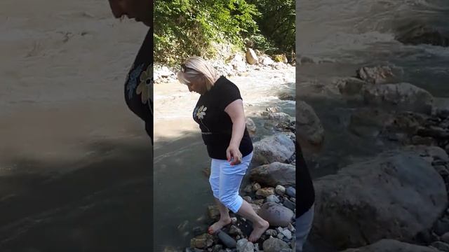 Азербайджан район Губа. Горная река 18.07.2022 смотреть онлайн