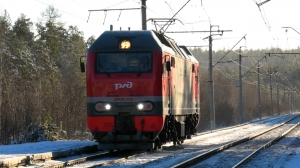 ЭП2К-108 следует резервом через о.п. Калиново