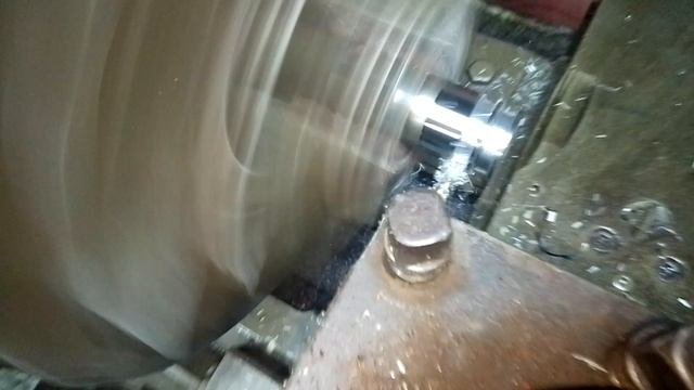 токарные резцы испытания.