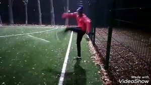 Как Правильно Кидать Мяч в Баскетбольное кольцо , Немного урывка с футбола