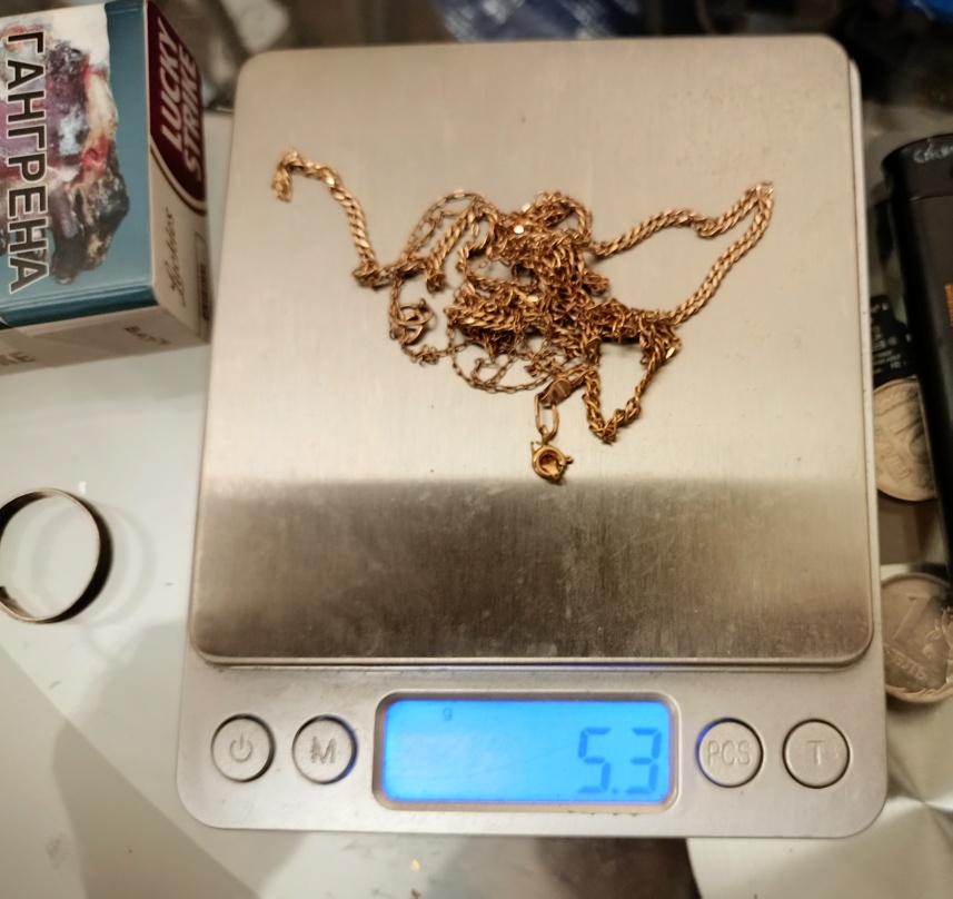 Как я зарабатываю лазая по мусоркам Москвы смотреть онлайн