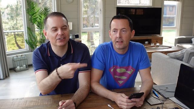 HOW TO SETUP & USE GOOGLE MAPS AS A FREE IN CAR SAT NAV | AVOID CAR RENTAL CHARGES смотреть онлайн