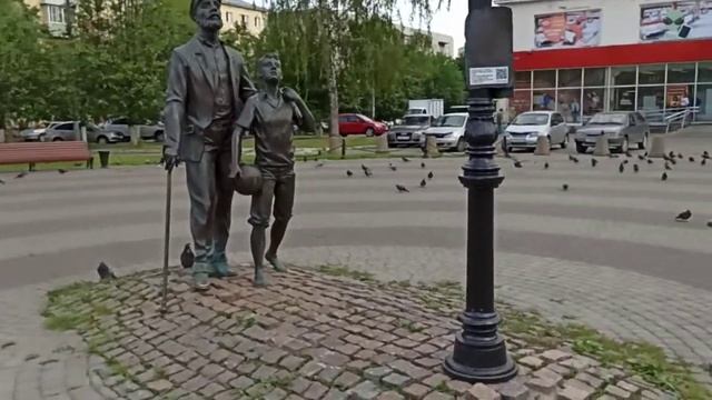 Памятник Юрию Борисовичу Левитану в городе Владимир ?️ смотреть онлайн