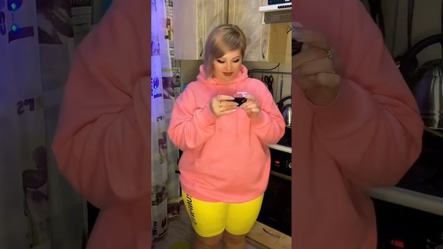 Хочу сделать татуаж бровей ..??? смотреть онлайн