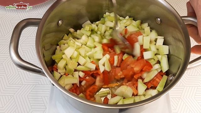 Сочные котлеты без жарки. Сразу с гарниром. Готовим третий день и пока не надоело! ??