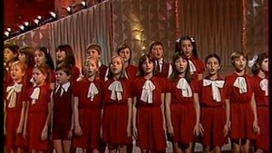 Большой детской хор п/у Виктора Попова  "Сигнальщики- горнисты"