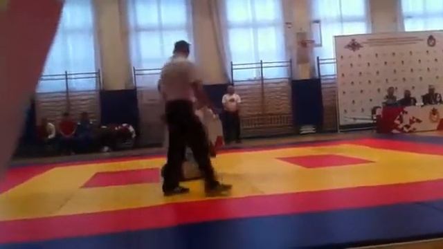 Азамат Хагажеев 3 (продолжение) (в красном). Армейский Рукопашный Бой. Самара смотреть онлайн