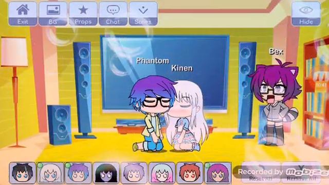 девочка целуется с парнем смотреть онлайн