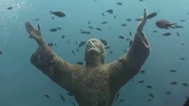 Cristo degli Abissi immersione nella preghiera