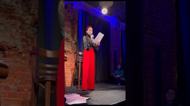 Анна Егоян-поэтесса и чтец. Стихи:1) Берегите себя от разлук. 2) Сохраните в себе человека.