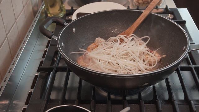 Home made Padthai family's recipe/ Afternoon on a yacht/ Dubai simple life/Cooking ASMR