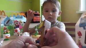 Обзор игрушек Хэппи мил "Играй с супер Марио и его друзьями" McDonald's июнь 2016