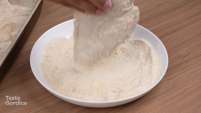 UMA MANEIRA DIFERENTE DE TEMPERAR FRANGO. MACIO E DELICIOSO!