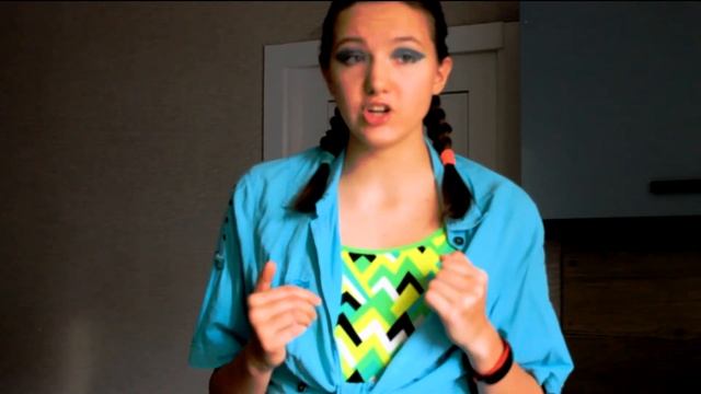 Как научиться шевелить ушами за 4 минуты! Kate Lovely смотреть онлайн