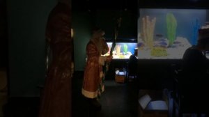 Выступление на корпоративе Дед Мороза и Снегурочки