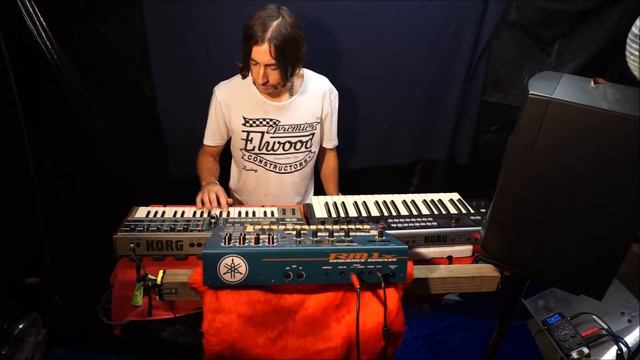 Opalescence (live jam on Yamaha RM1X Korg Micro & R3) смотреть онлайн
