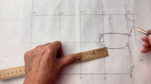 Построение выкройки куртки со спущенным плечом.