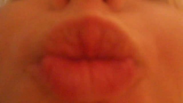 Челкастые , эмочка ! конфетка ! смотреть онлайн