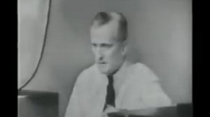 Dalcroze Eurhythmics teacher John Colman gives a demonstration
