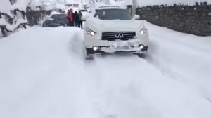 BAKU CARS 2016 Infiniti FX37/Snow Car and Ice Race