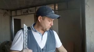 Откос: выставление,подрезка перфорированных уголков.