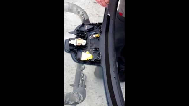 Кузовной ремонт капота, бампера и замена лобового стекла Mercedes-Benz S-Class W222 смотреть онлайн