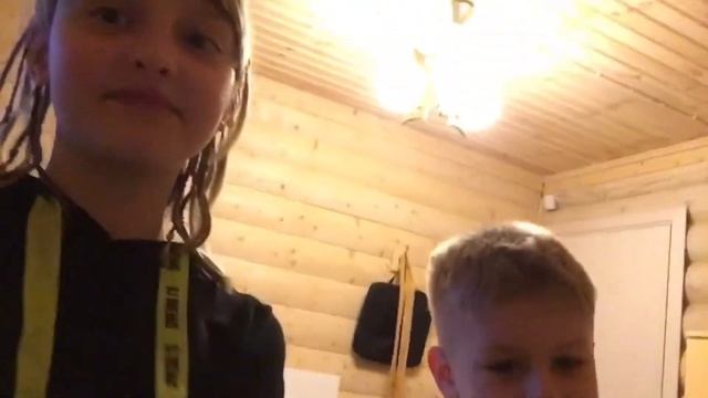 Соц опрос у всех жителей дома с мелким. Кем? смотреть онлайн