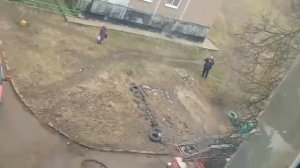 ⚡️Неизвестный дрон упал в Тульской области
Что-то похожее на квадрокоптер неудачно приземлилось на