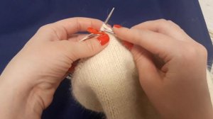 Двойная пушистая шапка бини из ангоры. Мастер-класс. Вязание спицами