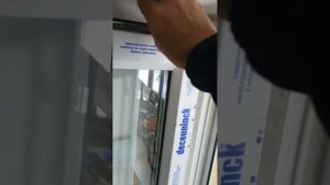 пластиковые двери плохо открываются