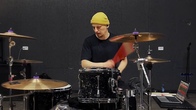 ФАБРИКА ИГРУШЕК - ОДНО И ТО ЖЕ смотреть онлайн