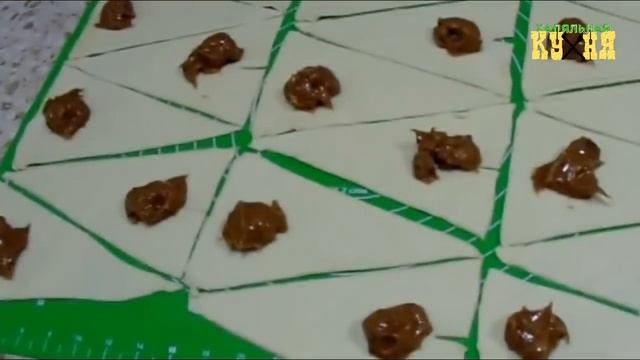 Слоеные рогалилки с вареной сгущенкой! Халяльная Кухня! смотреть онлайн