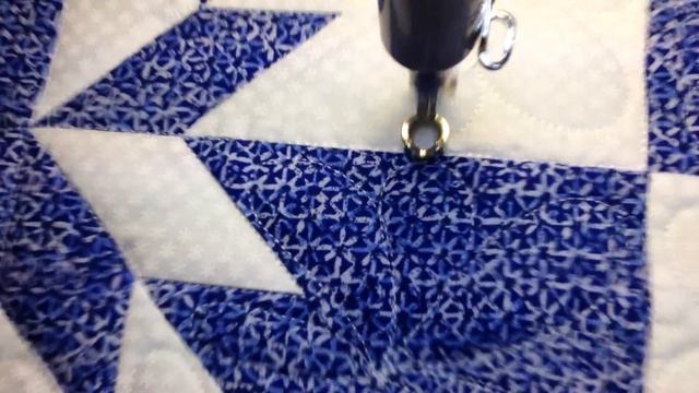 Hunters Star Feather/Teardrop Quilting Motif by QuiltFabrication смотреть онлайн