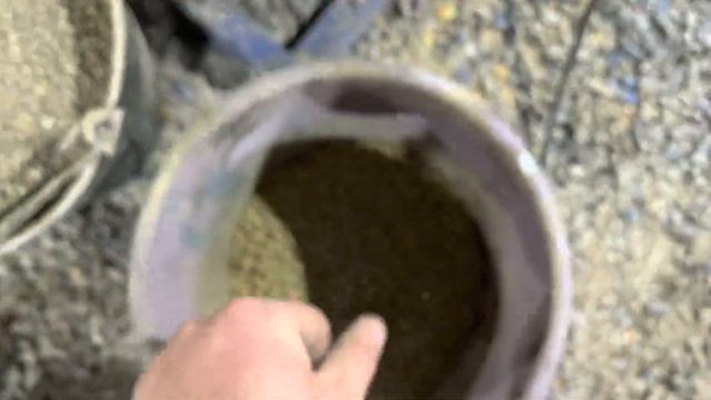 Видео 7 Гранулятор Комбикорма Из МясоРубки 220 в Мощность 1,6 кВт Производительность 30 кг в час смотреть онлайн