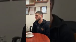 В Ейске прошла встреча с чемпионом мира по кикбоксингу, ейчанином Анри Ивановым