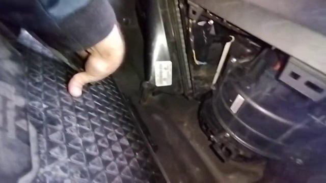 меняем салонный фильтр туарег 1 смотреть онлайн