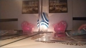 Любовный треугольник. Как он там поживает в семье? Что в его жизни происходит? Что у него с женой?