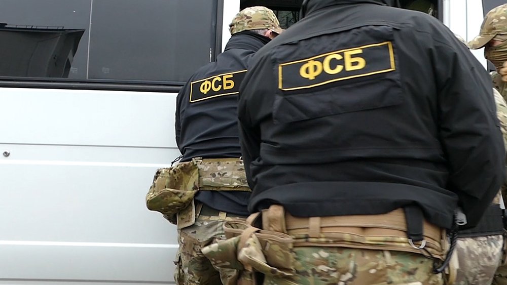 ФСБ задержала 165 подпольных оружейников / События на ТВЦ