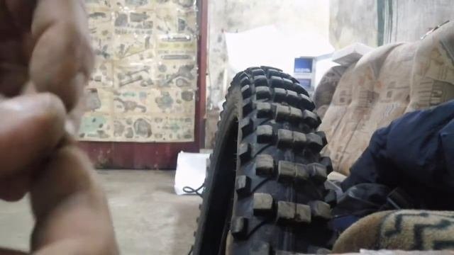 Правильная ошиповки резины для мотоцикла(кровельными саморезами)
